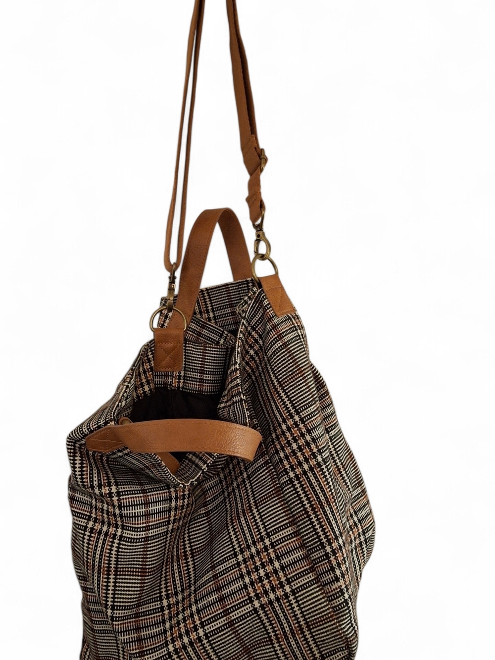 Thirty-one Plaid Canvas Tote Bag with Tan Trim - Women Bags